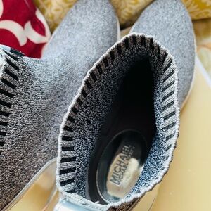 Michael Kors Skyler Bootie/ Sneaker womens 9 Fabric Grey